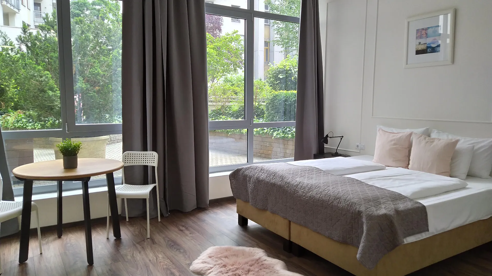 ****  Vagabond Downtown Aparthotel Budapest Hungary