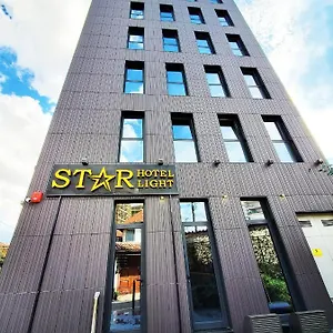 Starlight فندق